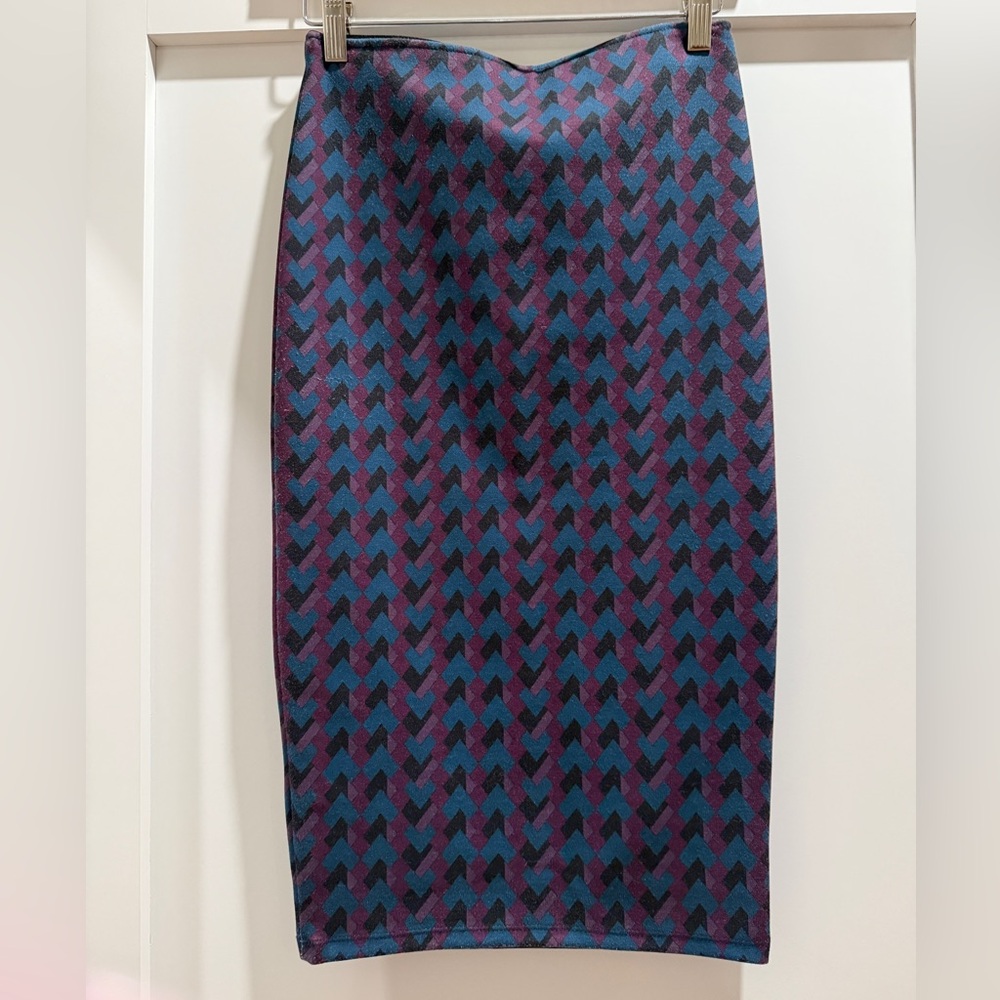 Zara Geometric Chevron Print Bodycon Midi Skirt Purple Teal